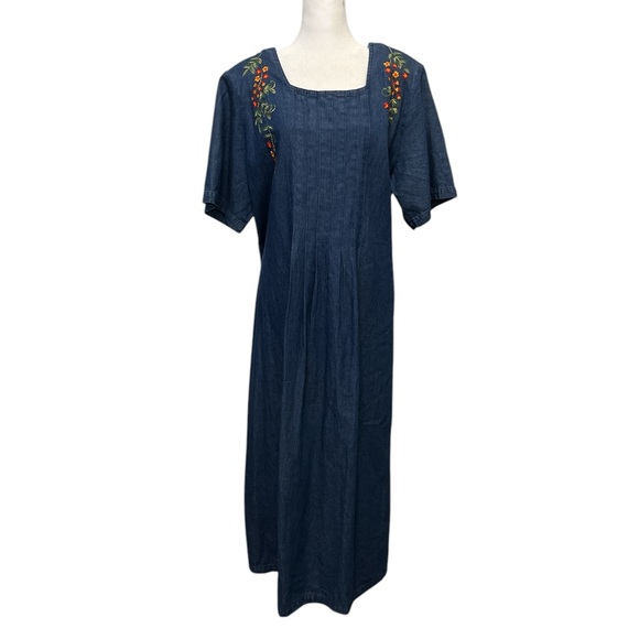 Vintage Sarin Denim Chambray Embroidered Modest Dress - Picture 1 of 17